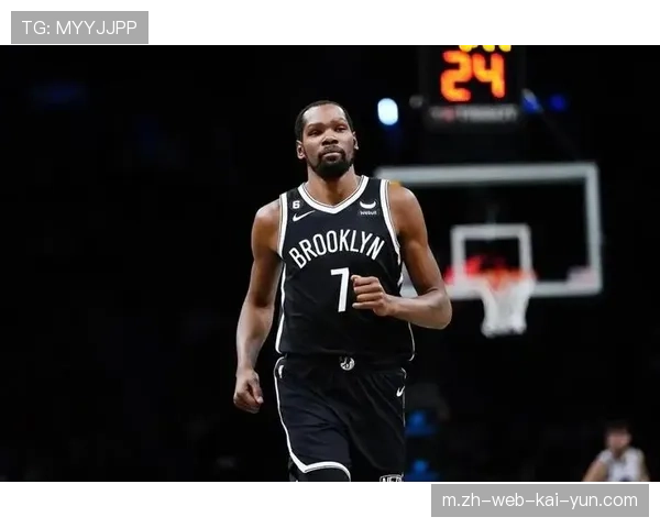 杜兰特26分6篮板 关键时刻助攻展现领袖价值